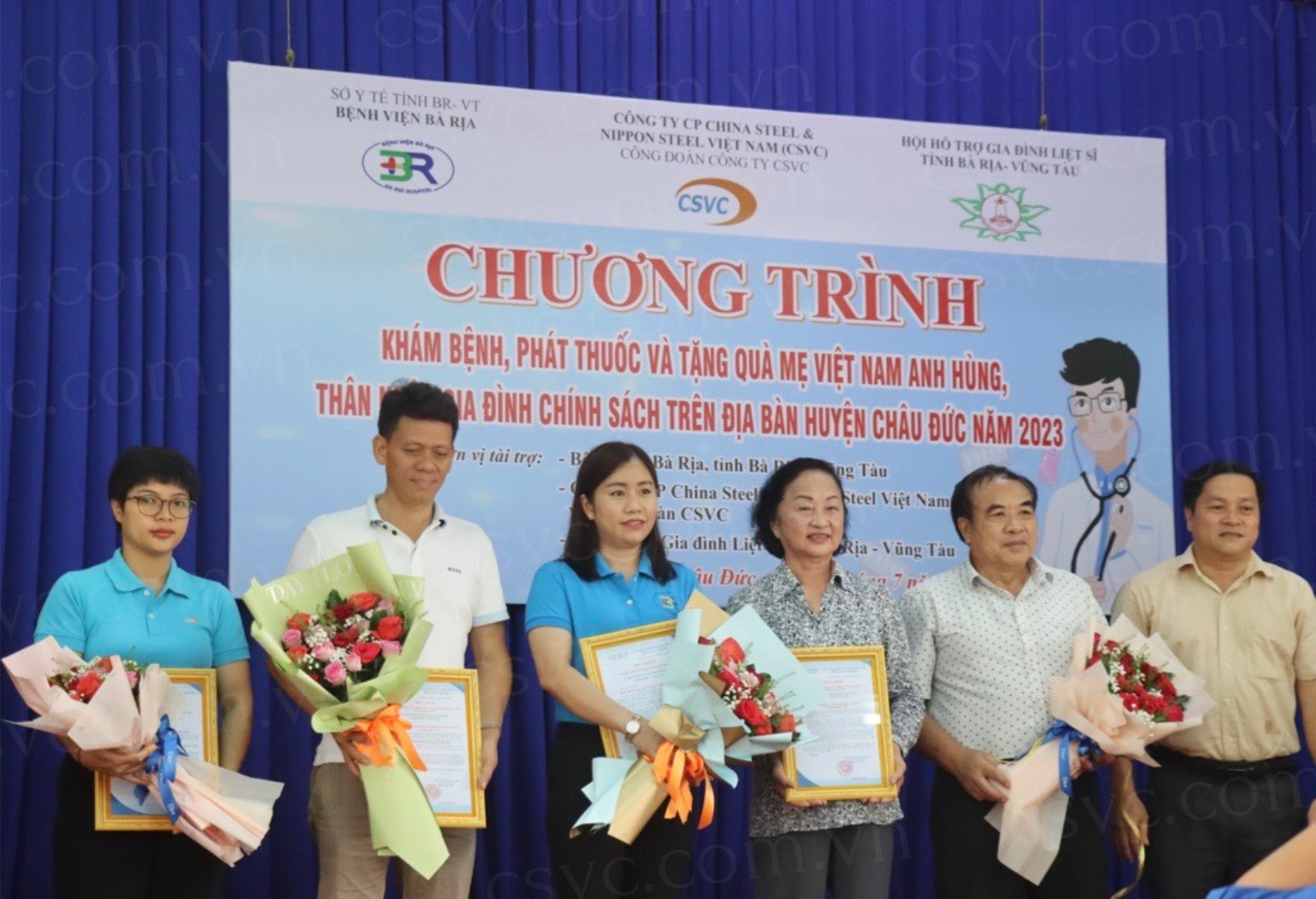FREE MEDICAL EXAMINATION, MEDICINE AND GIFTS FOR VIETNAMESE HEROIC MOTHERS, RELATIVES & FAMILIES OF MARTYRS OF CHAU DUC DISTRICT